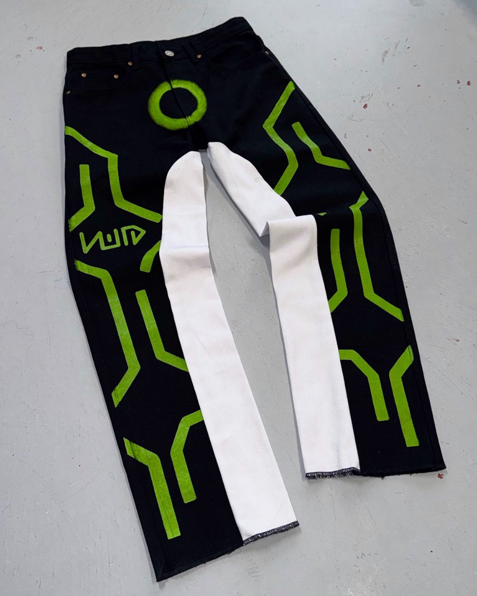 Upgrade Graphic Jeans