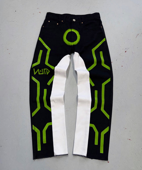 Upgrade Graphic Jeans